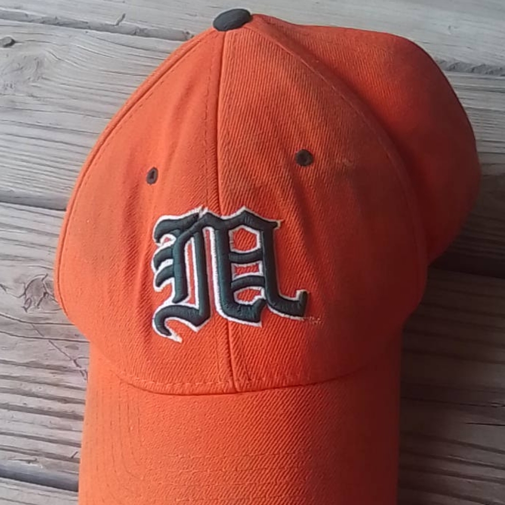 Orange hats.